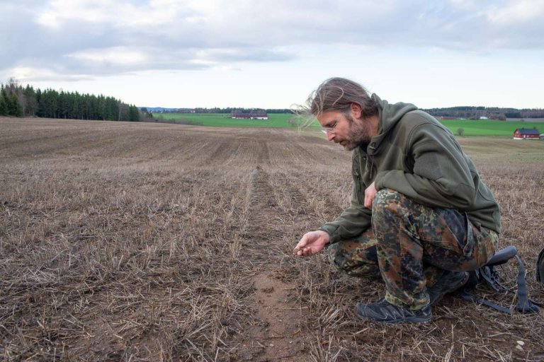 Robert Barneveld frå NIBIO er ein av forskarane i EUROSION. Han har mellom anna vore sentral i instituttet sitt arbeid med å utvikle kart og modellar for erosjonsrisiko. Desse blir nytta av forvaltninga og landbruket i planlegginga av erosjonsdempande tiltak. Foto: Anette Tjomsland Spilling