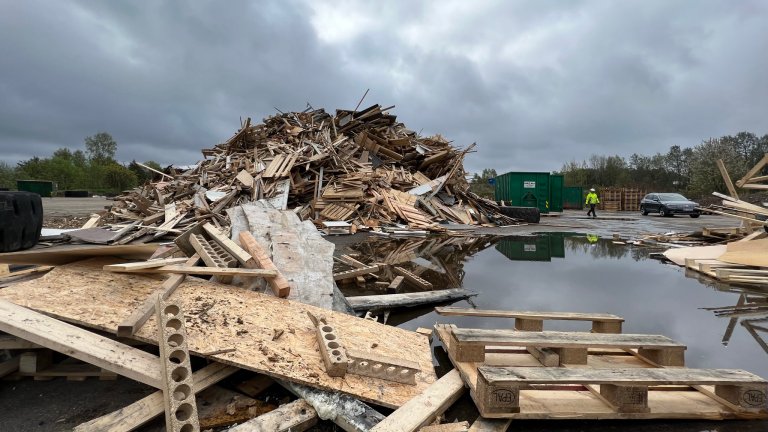"In the future, we may face a scarcity of essential things we need. To the extent possible, we should ensure that resources are reused," says Kristensen. Photo: Kathrine Torday Gulden.