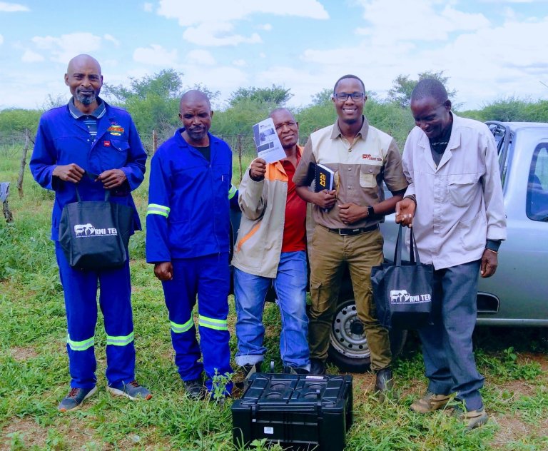 Circagric Farmer interaction_2.jpg