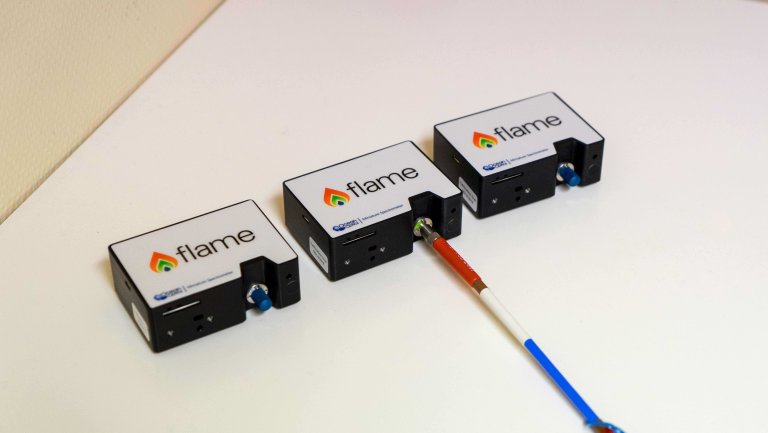 hyperspectral-camera-Ocean-Optics-spectrometer.jpg