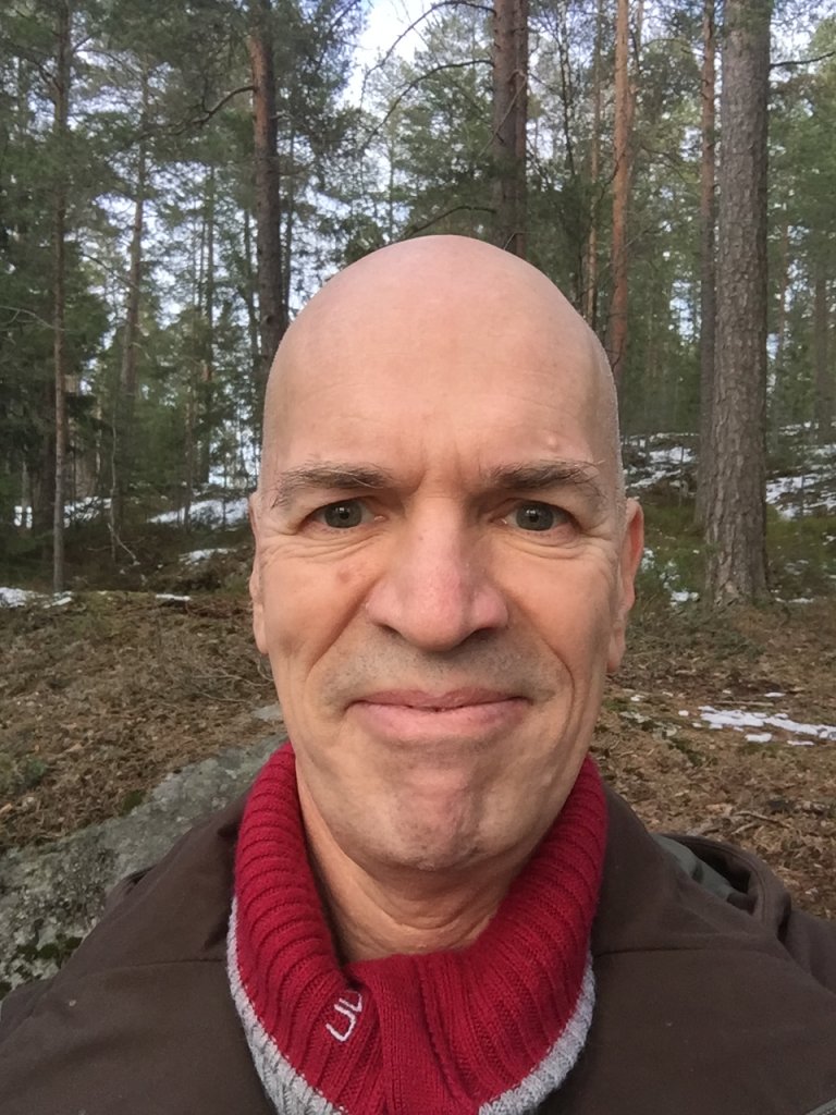 Jogeir i skogen - Foto privat.JPG