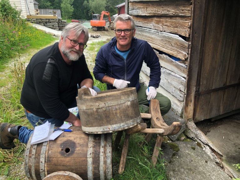 På Arendalsuka får du høre mer om arbeidet med å kartlegge og øke bruken av kveik – en helt spesiell ølgjær med eldgamle historie. Blant annet får du høre om arbeidet som Atle Ove Martinussen fra Vestnorsk kulturakademi og Hans Geir Eiken fra NIBIO gjør på området. Foto: NIBIO