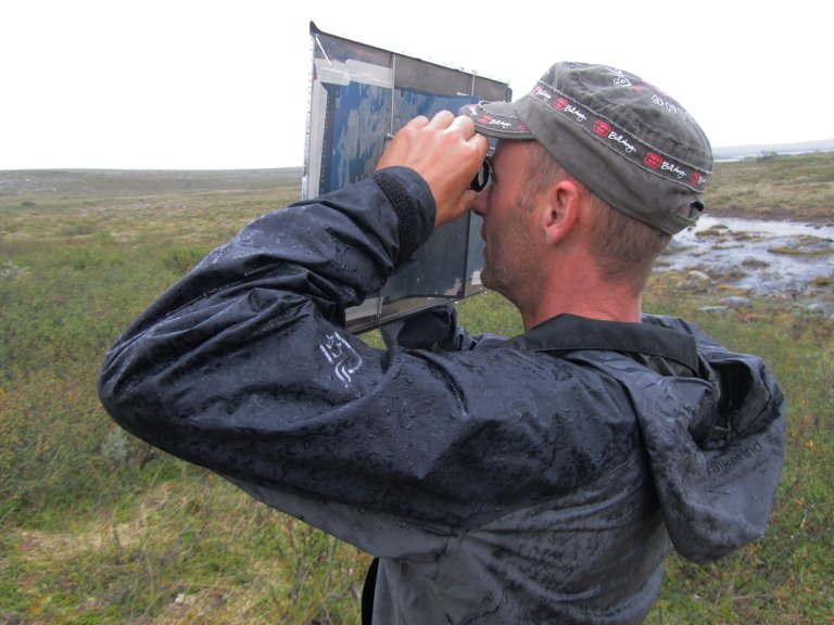 Finn-Arne Haugen kartlegger i Finnmark_Foto-Michael Angeloff.jpg