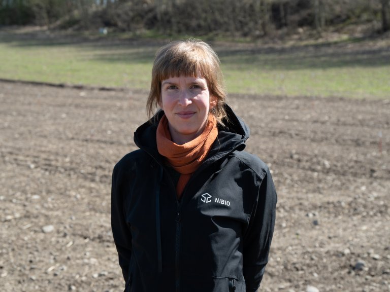 Fosforkalkulatoren er et resultat av mange års forskning, blant annet gjort i forbindelse med Eva Brods doktorgrad i jordfag som hun avla ved NMBU i 2016. Foto: Morten Günther