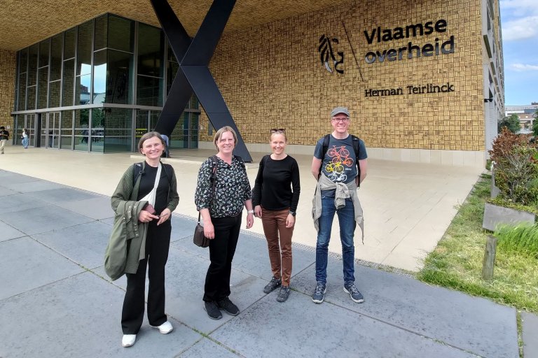 Dei nye risikokarta sitt generelle datagrunnlag og potensiale for integrering av ulike modellar er resultatet av synergiar mellom fleire prosjekt NIBIO har vore med i. Deriblant samarbeidsprosjektet IPM Decisions som lager varslingsteneste for Europa. Her er NIBIO- teamet i Brussel: F.v. Senioringeniør Lene Hallen Wasskog, forsker Berit Nordskog, senioringeniør Brita Linnestad og seniorrådgiver Tor-Einar Skog. Foto; NIBIO