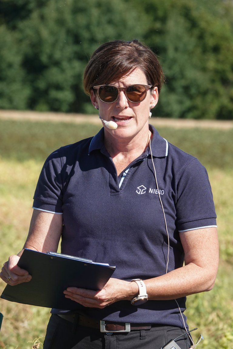 Forskningssjef Wendy Waalen ved NIBIO Apelsvoll. Foto: Morten Günther