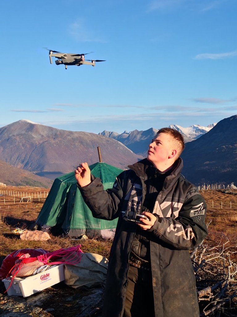 Ung dronepilot by Erlend Winje.jpg.jpg