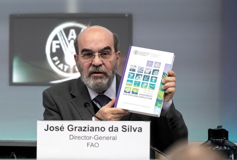 Jose Graziano da Silva_red_Foto FAO_Alessandra Benedetti