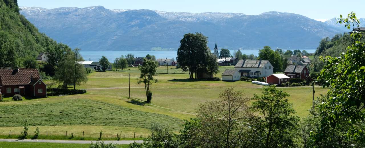 35-51-Strandebarm i Hardanger_Foto Kjersti Kildahl