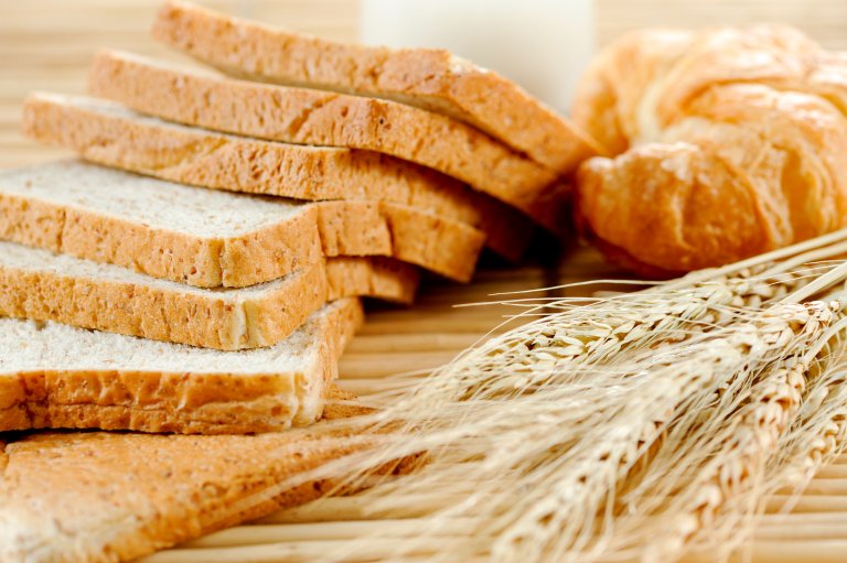 Bread Surakit Harntongkul.jpg