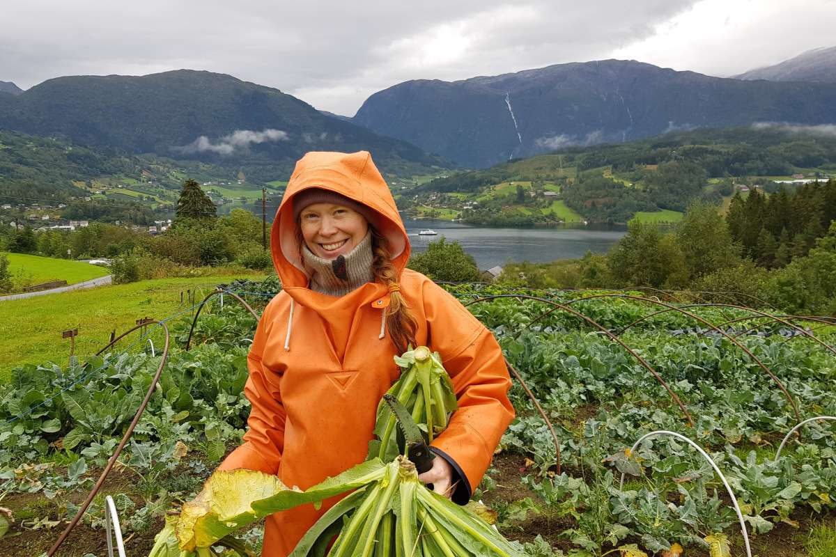 Bilde1_Katinka Kilian. Eier av Ulvik andelslandbruk. Foto_Anna Birgitte Milford