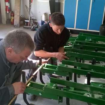 Precision-weeding-1